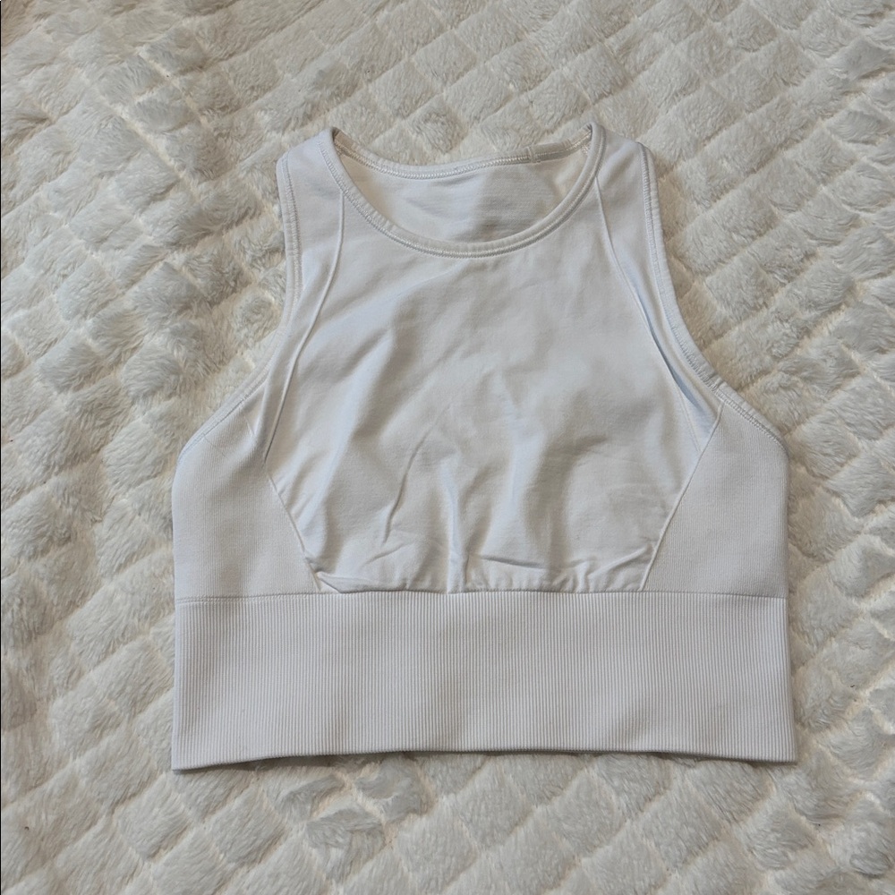 Lululemon Ebb to Train Bra *Medium Support, C/D Cup - Picture 4 of 4